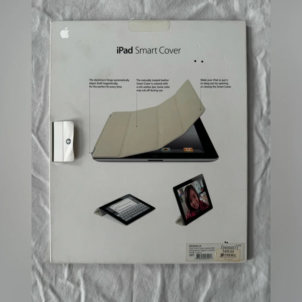 Apple iPad Smart Cover - Red - Picture 2 of 3